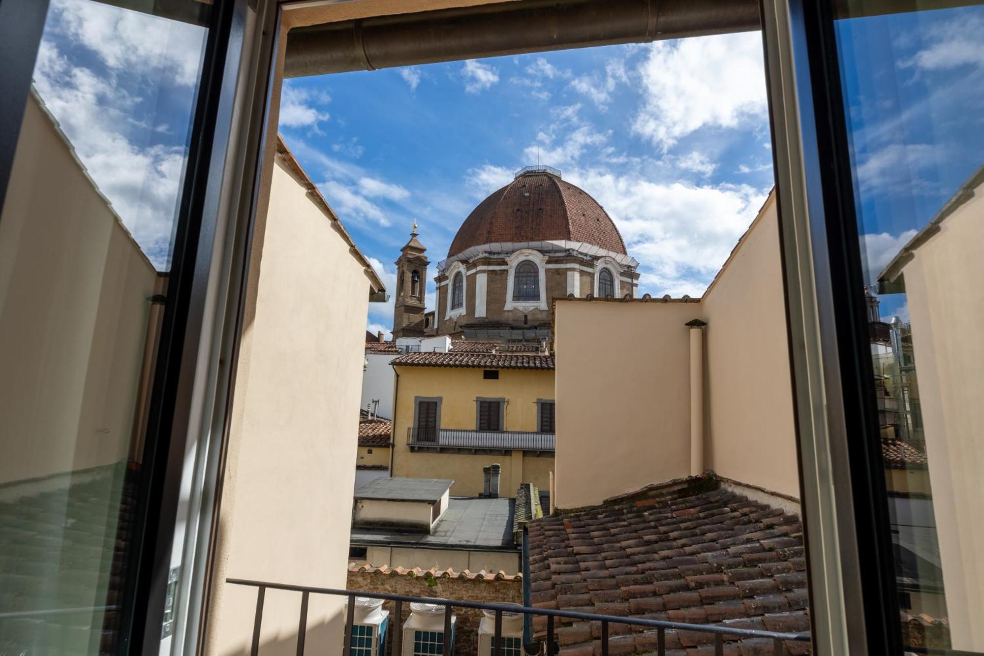 Globus Urban Hotel Florence Buitenkant foto